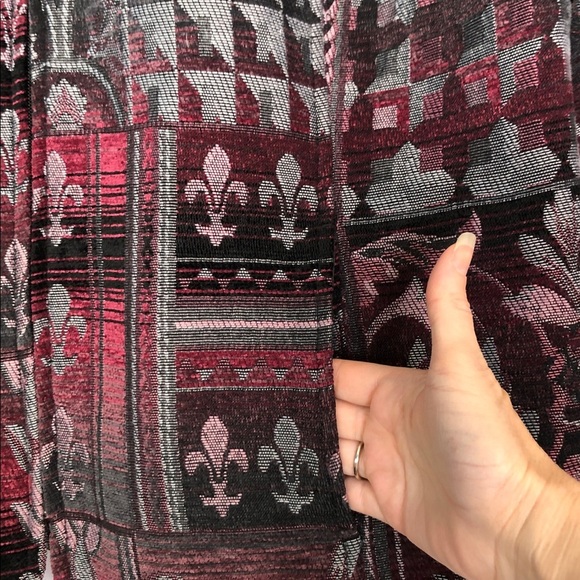 Dressbarn Floral Tapestry Jacket in Burgundy and Black Size 3X - Picture 6 of 12